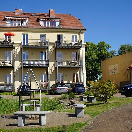 Einraumapartment Im Erdgeschoss Mit Seeblick Rheinsberg Exteriör bild